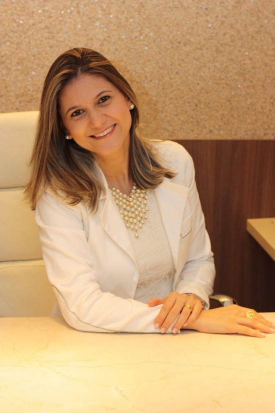 FISIOTERAPEUTA, PÓS-GRADUADA EM FISIOTERAPIA DERMATO-FUNCIONAL, KARLA BESSA É UMA DEDICADA ESTUDIOSA EM TRATAMENTOS ESTÉTICOS FISIOTERAPEUTA, PÓS-GRADUADA EM FISIOTERAPIA DERMATO-FUNCIONAL, KARLA BESSA É UMA DEDICADA ESTUDIOSA EM TRATAMENTOS ESTÉTICOS